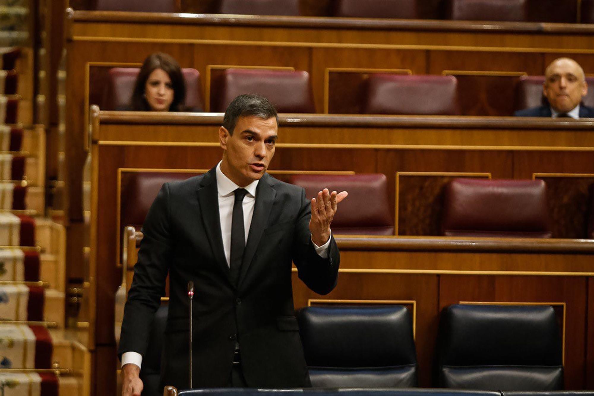 El presidente del Gobierno, Pedro Sánchez, durante su intervención en la sesión de control en el Congreso de los Diputados